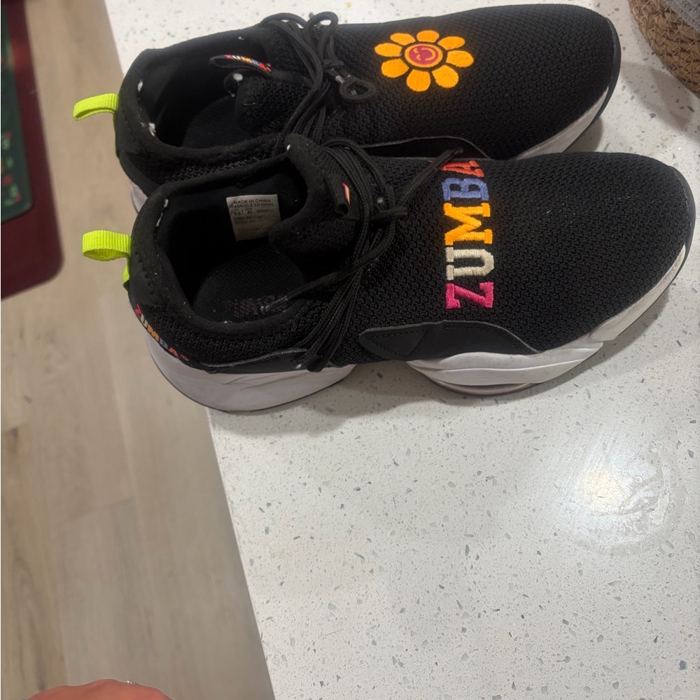 Zumba Fitness Black Slip-On Sneakers with Yellow Flower and Multicolor Logo - Picture 5 of 5